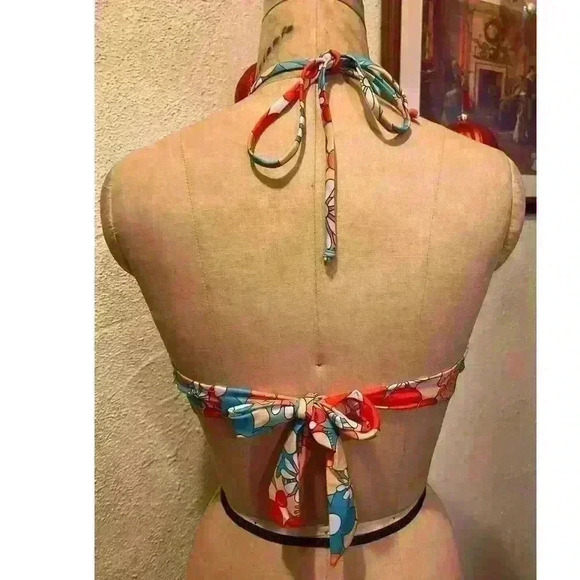 Convertible Floral Smocked Bandeau Halter Bikini Top Wear 2 Ways NWOT Size M - Picture 4 of 6